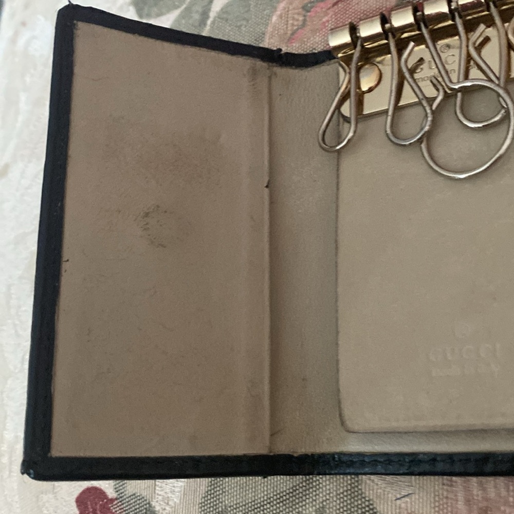 Authentic GUCCI GUCCISSIMA Heart Key Case Excellent Condition + - Picture 6 of 11